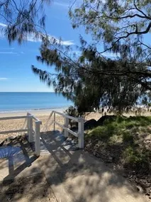 The Bay Beach Shack, Hervey Bay - Image 4