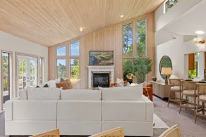 Treetop - Serene,Centrally Located Forest Retreat - Image 5