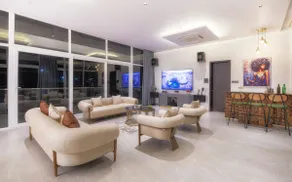 Luxury Stay by the Mountains w/ Pool, WiFi, Food - Image 4