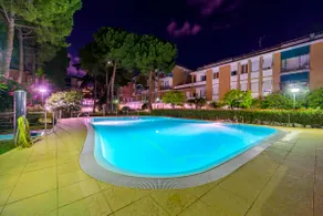 [Splash] 2 Pools and Relaxation a Stone's Throw from the Sea - Image 3
