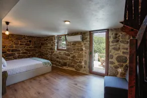 Casa da Raposa by CVL - Image 4