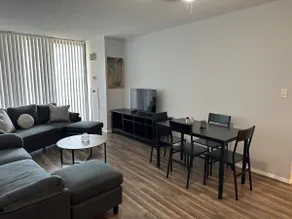 Cozy downtown Bethesda - Image 2