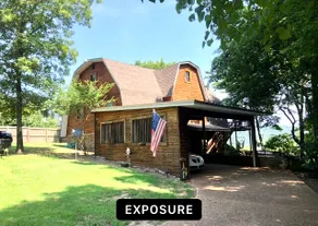 Coolbreeze on the Cove Lakehouse - Image 4