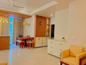 Bliss House - Modern Apartment - Image 2
