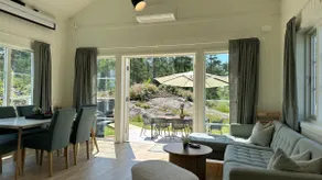 New cabin for 8 by the lake! Hot tub AC Home theater - Image 2