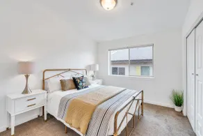 Top Floor Penthouse Orem Condo - Image 3