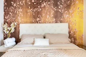 Spacious 7BR Arcade WiFi FreeParking King Sleep 21 - Image 3
