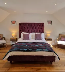 Entire Steading near Dunkeld. Free standing bath - Image 5