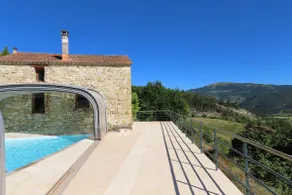 Naturally Cool Provençal Retreat - Image 3