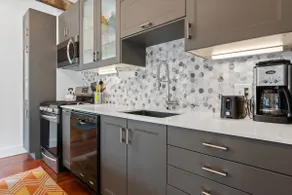 Blocks away from the beach! - Image 2