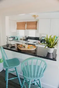 1 Block from Beach – Stylish 2-BR Loft Apartment - Image 3