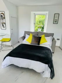 The Railway Cottage - Image 3