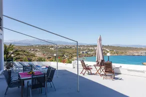 Beachside Villa: Sunset View & 25m long Pool Bliss - Image 3