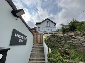 UPPER BEACH HOUSE - Image 3