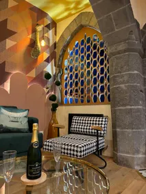 Premium suite for couples - Image 4