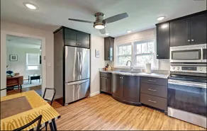 2 Bedroom: Walk to IU/Kirkwood, king bed and deck - Image 5