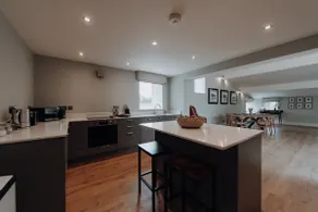 Luxury Peak District retreat - Image 4