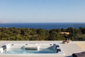Manto Villas, Heated Pool, Spa Whirlpool, SeaView, By ThinkVilla - Image 4