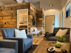 Revitalized Firehouse Retreat in Charming Downtown - Image 2
