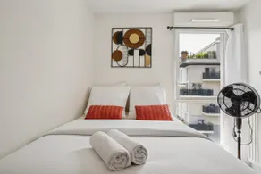 Chic and comfortable apart with parking and balcony - Image 4