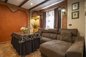 House with patio and terrace in Barrio de la Villa - Image 4
