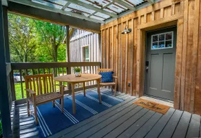 Columbia Rock Cabin - Image 2