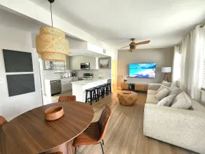 Cristy's Beach House - Image 2