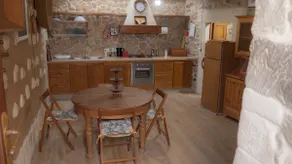 The oven home - Image 4