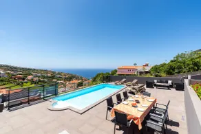 Casa Antonette, Lovely house with a pool - Image 2