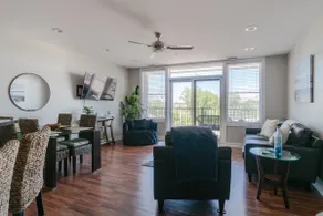 Luxury Waterfront Condo - Image 5