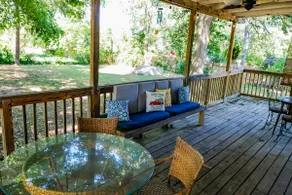 The Dragonfly Inn - Image 4