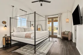 Movie Theater, Spa, Views, 5 Acres | Near JT Park - Image 3