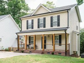 Steps from Restaurants, Shops, SEBTS - Image 2