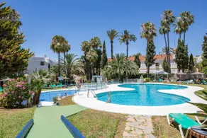 Amazing PH Rooftop terrace, pools and gym RDR397 - Image 3