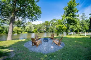 Waterfront Cottage - Hot Tub, Kayaks and Fire Pit - Image 2