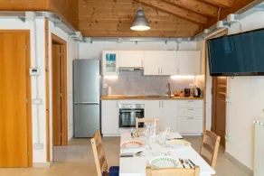van gogh apartment - Image 3