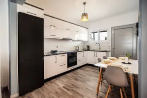 Dimitris House - Image 4