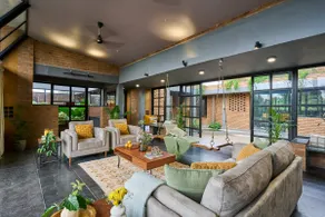 StayVista's Rustic Haven - 3BHK Villa with Viewing Deck & Mountain View - Image 4