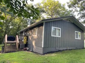 Rocky Creek Hideaway - Image 2