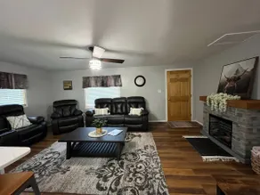 Rocky Creek Hideaway - Image 4