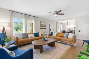 Huge Beautiful Lakefront Home with Trails near Ark - Image 2