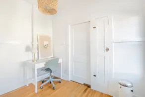 House with 2 private spaces - Image 3