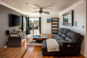 Outdoor Living, Bay Views, Great Central Location - Image 4
