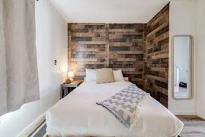 Spacious Home Near Sav Airport & Attractions - Image 5