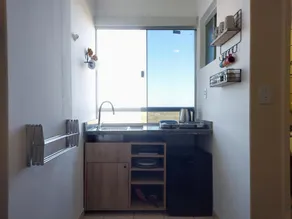 Suite with pantry and view - Image 4