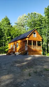 Sebec Village Camps Bear Cabin - Image 3
