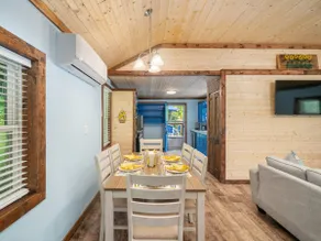 The Honeycomb Hideout - Image 4