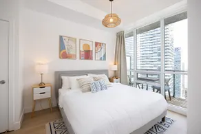 3BR - King Bed | Free Parking/ Union Station - Image 2