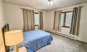 Spacious 2-bdrm in Heart of City - King Bed! - Image 3