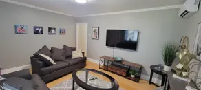 Entire Home, 2 bedrooms, 1 bath, Parking Garage - Image 3